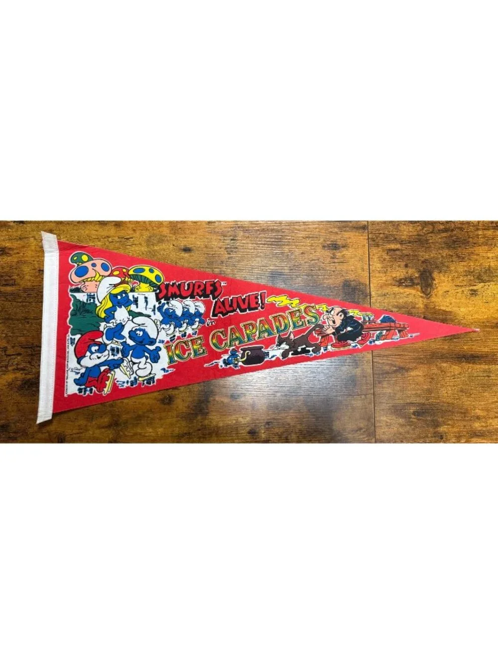 Vintage Smurfs alive in Ice Capades pennant